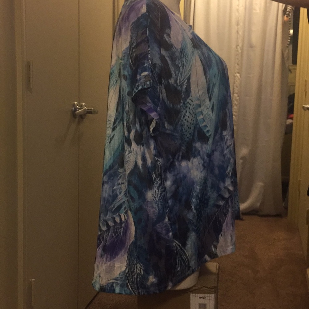 Blouse - Picture 2 of 2